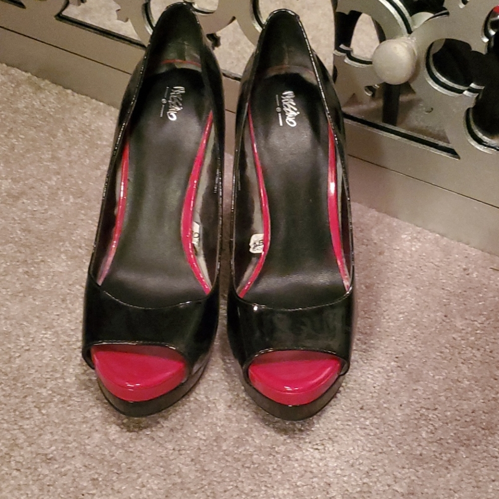 Mossimo platform high heels